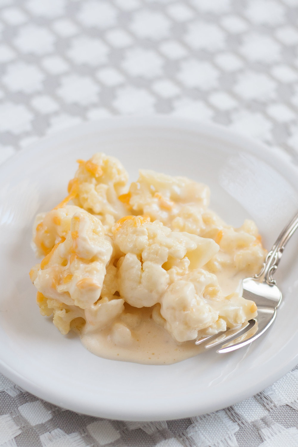 bit-and-bauble-healthy-low-carb-cheesy-cauliflower-bake-mac-cheese-easter-side-recipe-8.jpg