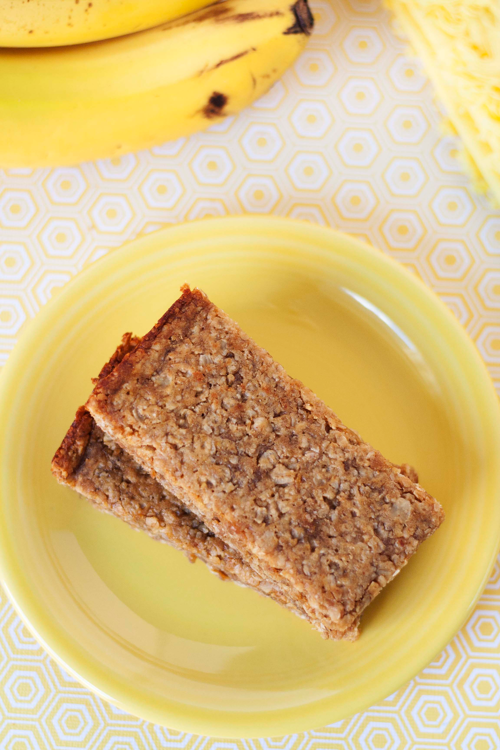 bit-and-bauble-peanut-butter-banana-oat-bar-recipe-2