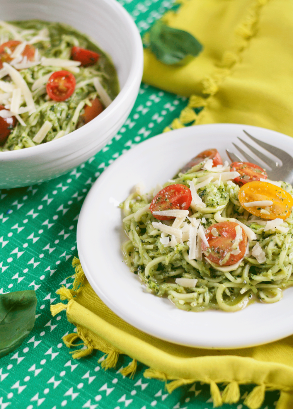 bit-and-bauble-pesto-zucchini-noodles-recipe-2