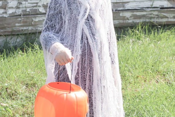 easy last minute scary kids ghost costume DIY