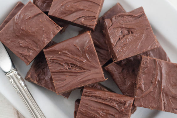 easy 3 ingredient microwave chocolate fudge recipe