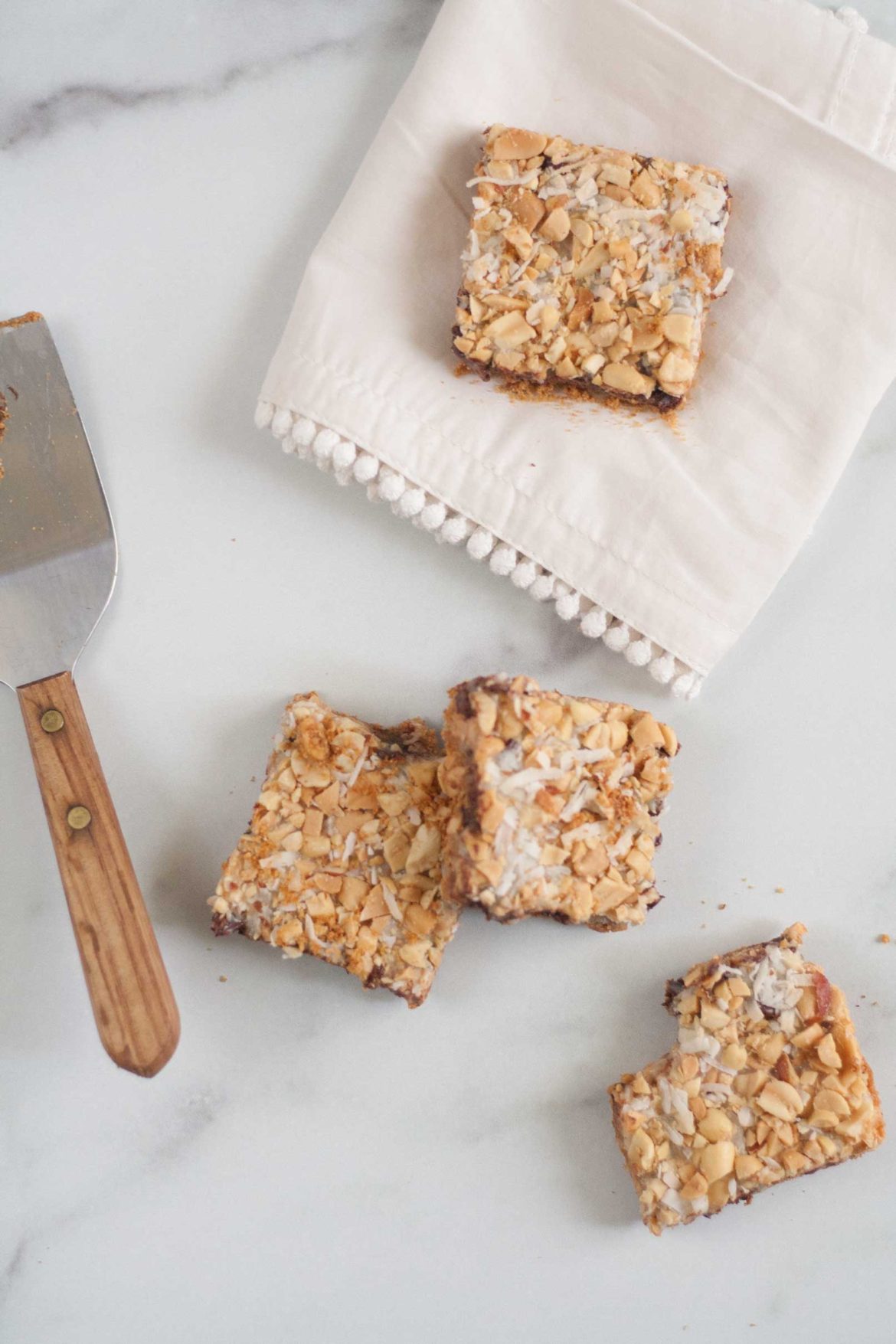 easy peanut butter chocolate magic cookie bars recipe