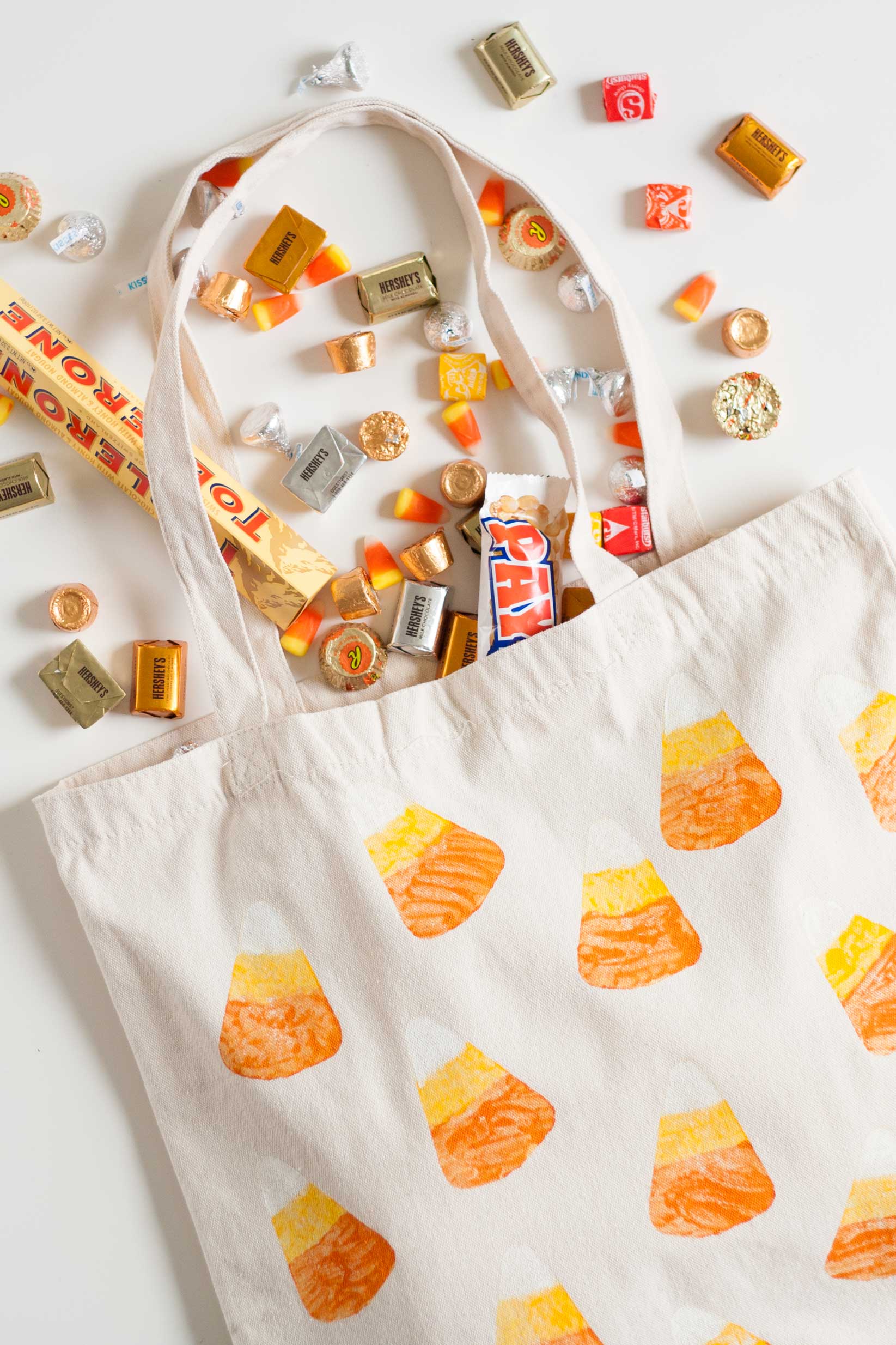 diy halloween canvas reusable trick treat bags potato stamps