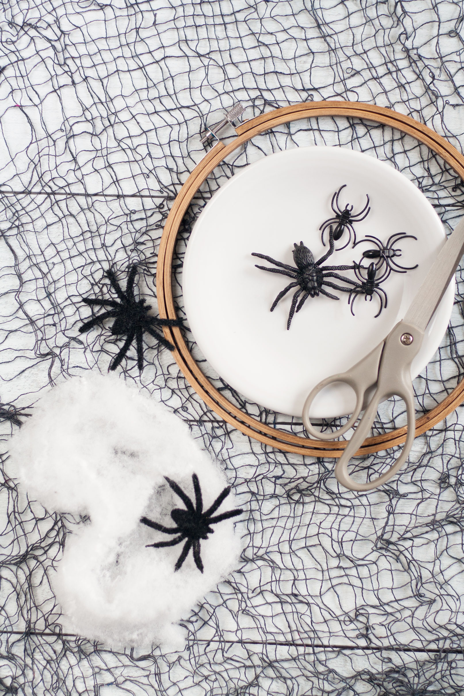 diy halloween craft decor spiderweb modern minimal wreath hoops