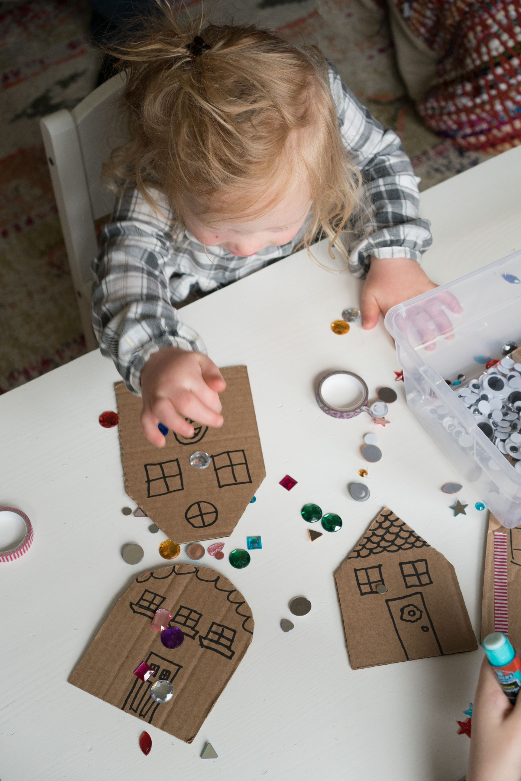 30+ Busy Box Daily Activity Ideas for Toddlers and Kids - Bit & Bauble