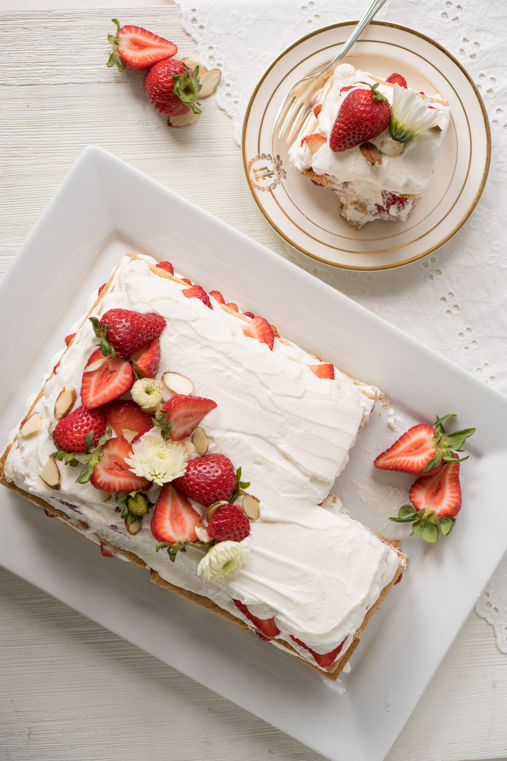 strawberry-icebox-cake-recipe-easy-no-bake-5-ingredients-summer-desserts-